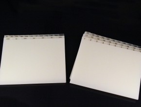 Kartotekregister A4 i frostad PP 0,8mm. Indelning: jan-dec, mån-sön, 1-31 i flera lägg.