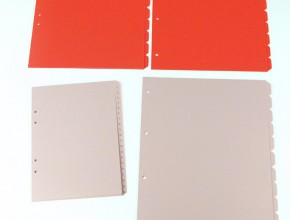 A4 och A5 plastregister PVC 0,20mm med toppstansade flikar, tryckta och otryckta. Triohålade respektive 3x80.